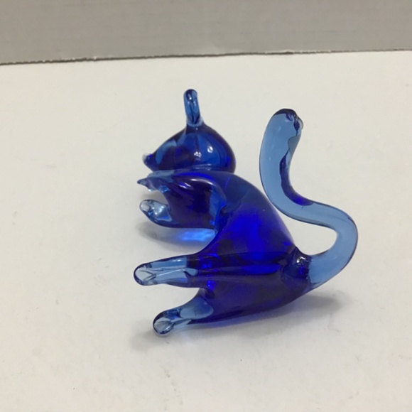 Pilgrim Art Glass Cobalt Blue Mouse Figurine 3.75" Tall Paperweight - Picture 6 of 7